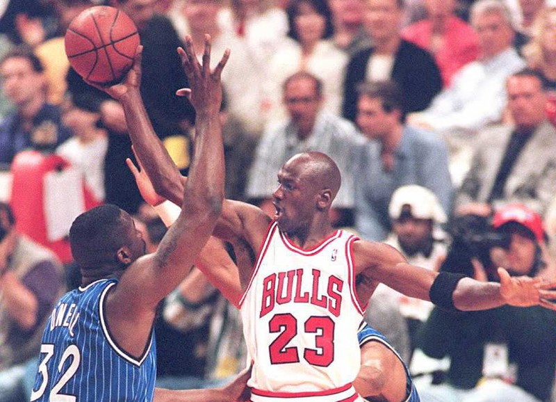 MICHAEL JORDAN ΕΝΑΝΤΙΟΝ ΤΩΝ ORLANDO MAGIC