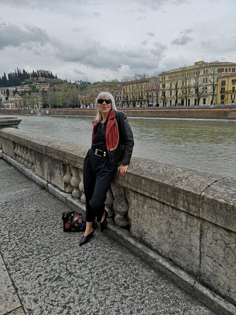 ΕΦΗ ΑΛΕΒΙΖΟΥ