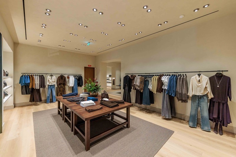 Massimo Duti: Νέο κατάστημα, νέα εμπειρία στον Πειραιά