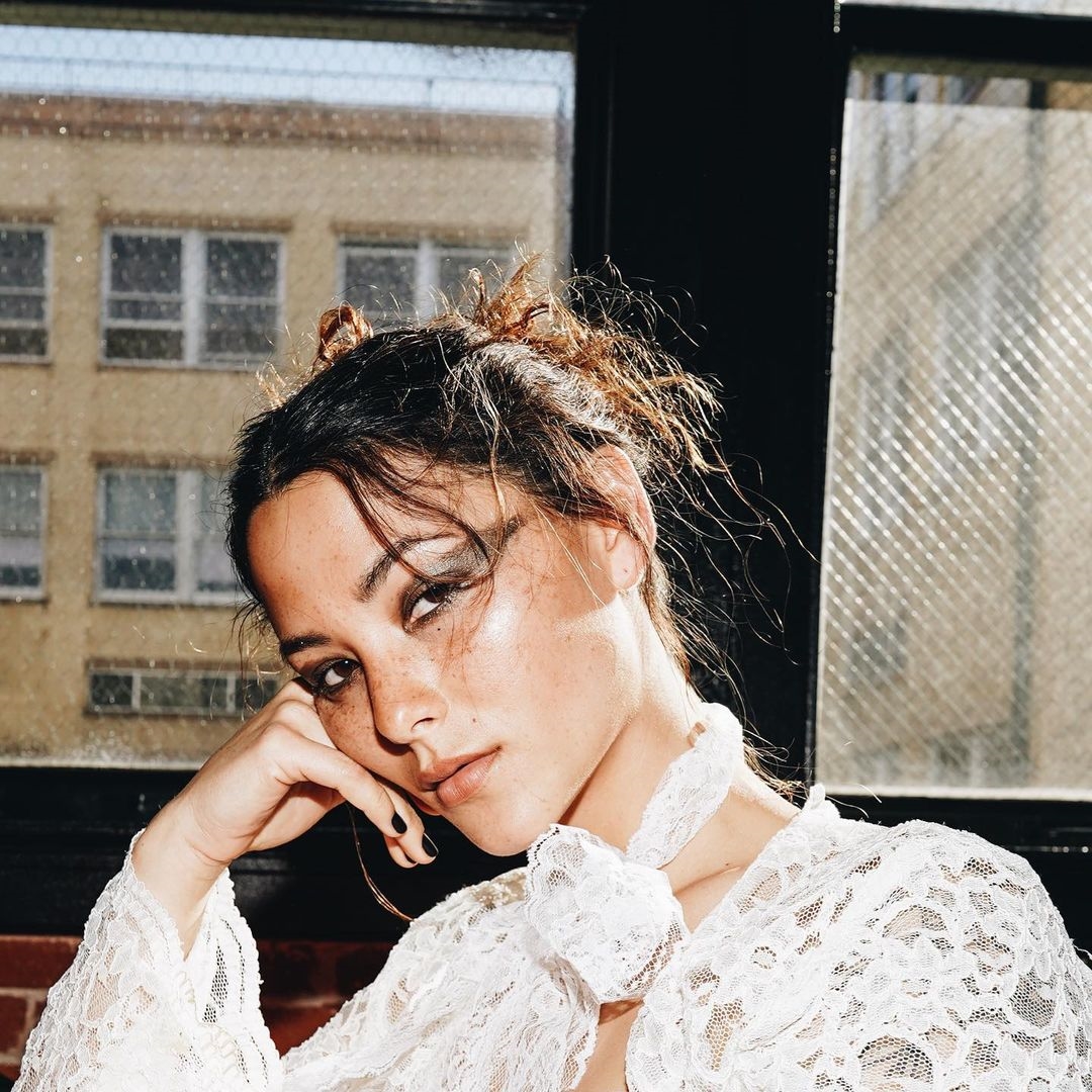 7 φρέσκα κορίτσια του Netflix που βλέπουμε στον ύπνο μας - εικόνα 2