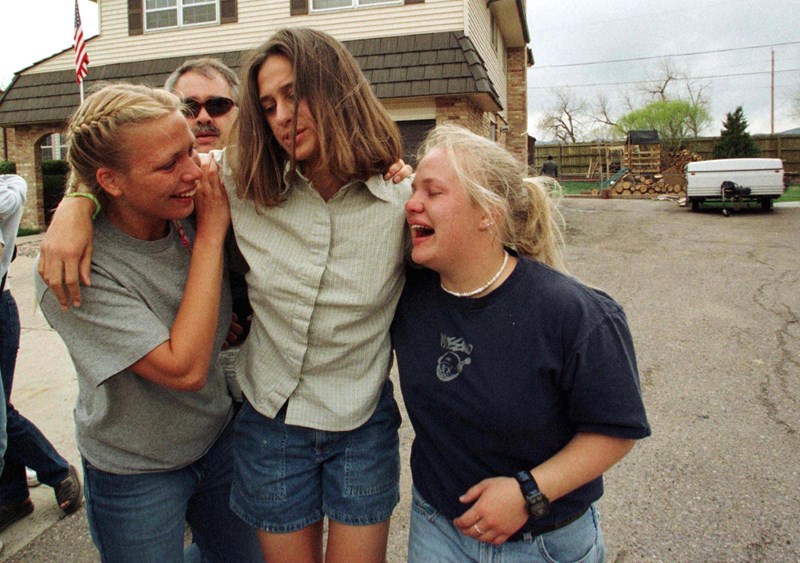 Σφαγή στο Κολουμπάιν 6