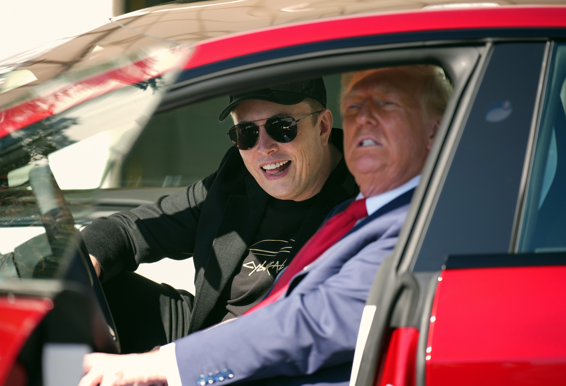 O Elon Musk τσακώνεται online για το παιχνίδι Assassin's Creed Shadows - εικόνα 2