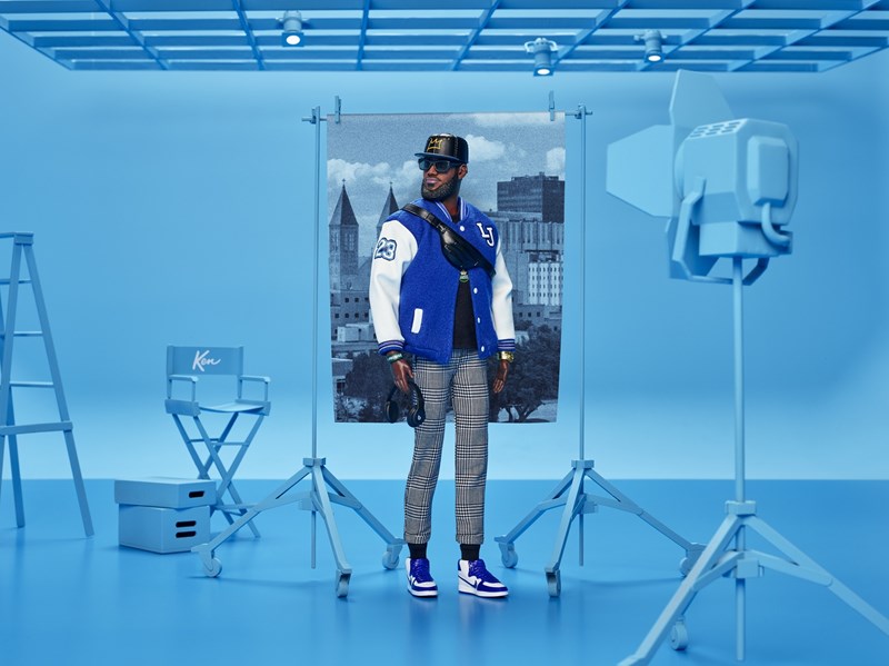 Ο LeBron James γίνεται κούκλα Barbie 4