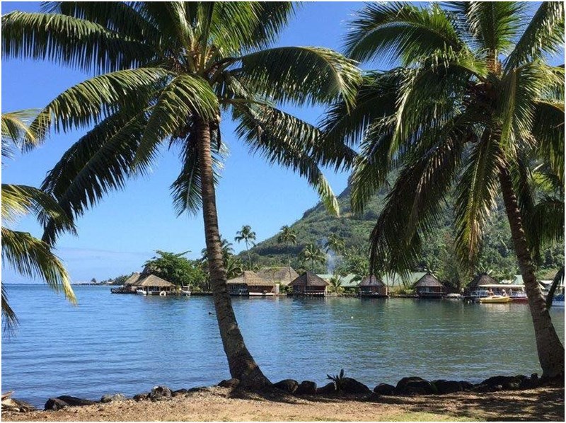 ΞΕΝΟΔΟΧΕΙΑ ΣΤΟ ΝΕΡΟ 10