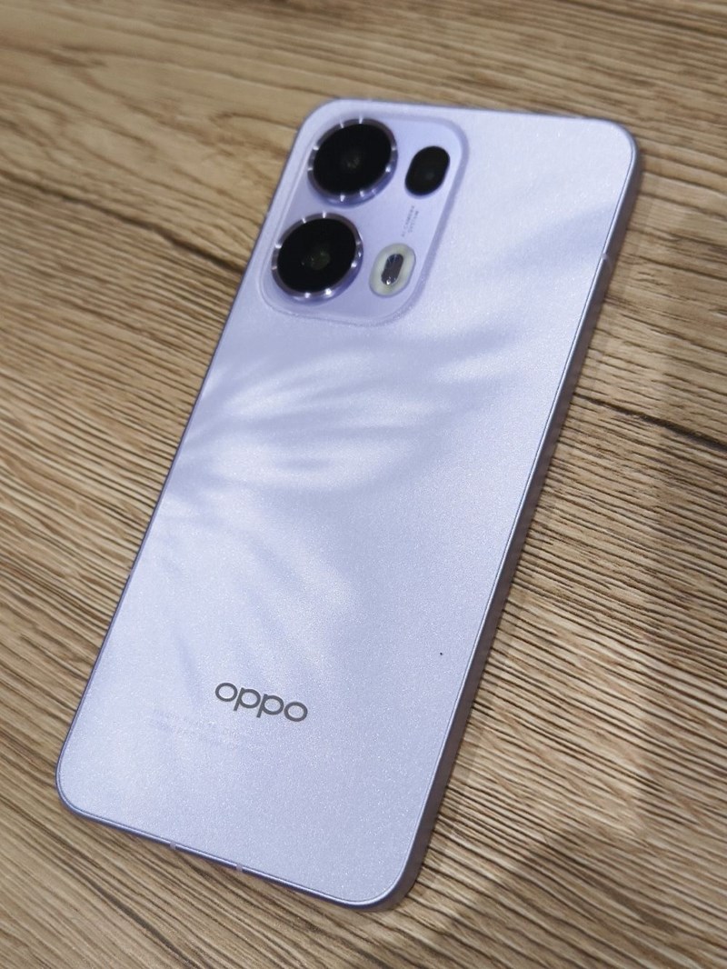 OPPO Reno13 Pro