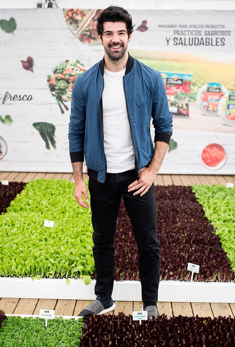 ΜΠΟΜΠΕΡ ΤΖΑΚΕΤ