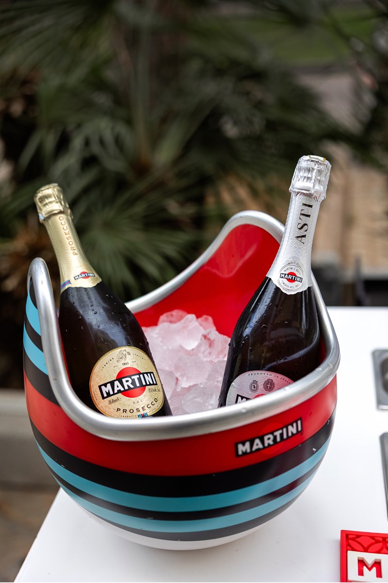 Martini στα εγκαίνια της Falconeri στη Γλυφάδα