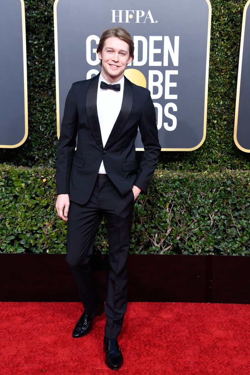 ΚΑΛΟΝΤΥΜΕΝΟΙ ΧΡΥΣΕΣ ΣΦΑΙΡΕΣ