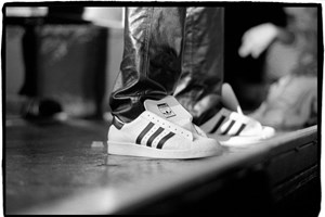 Άλλη μία φορά που ζηλέψαμε τα sneakers του Ben Affleck - εικόνα 1