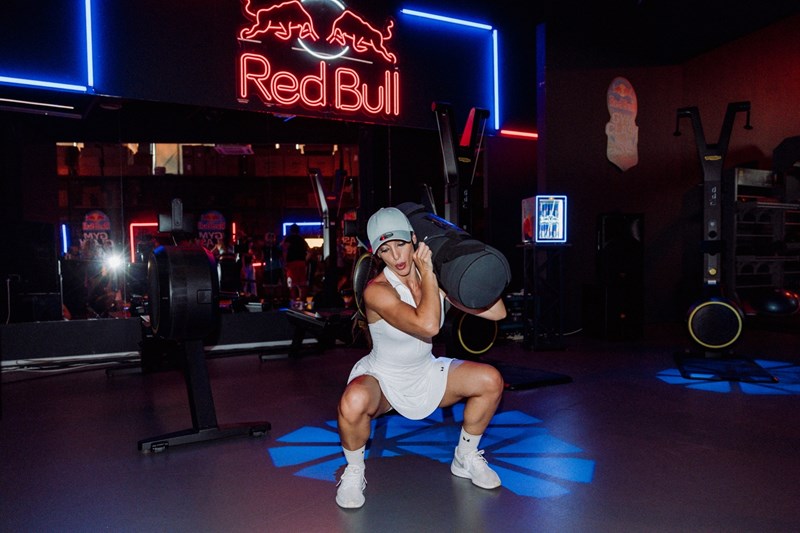 Red Bull Gym Clash: Το παγκόσμιο ραντεβού γυμναστηρίων έρχεται στο Ίδρυμα Σταύρος Νιάρχος