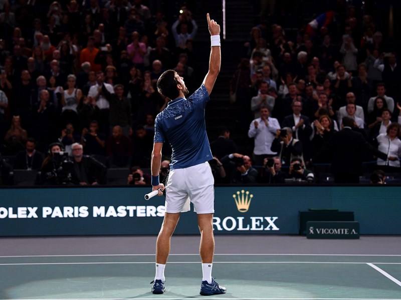 ΝΟΒΑΚ ΤΖΟΚΟΒΙΤΣ