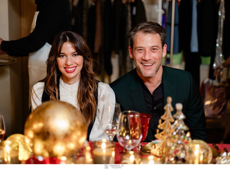 ΒΙΒΙΑΝ ΡΟΥΒΕΛΑ, ΑΝΤΙΝΟΟΣ ΑΛΜΠΑΝΗΣ