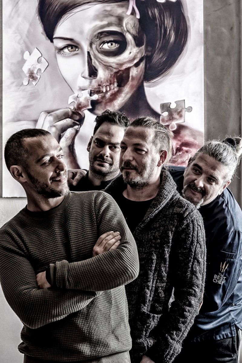 ΕΣΤΙΑΤΟΡΙΟ ΣΤΑΜΑΤΗΣ ΤΣΙΛΙΑΣ ΚΕΡΑΜΕΙΚΟΣ 2