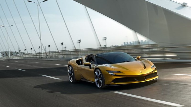 ΑΥΤΟΚΙΝΗΤΟ FERRARI SF90 SPIDER 2