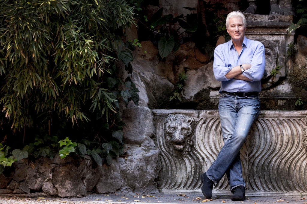 10 εντυπωσιακές Λατίνες που παντρεύτηκαν διάσημους - εικόνα 1