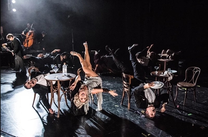 'Τα φώτα της πόλης'