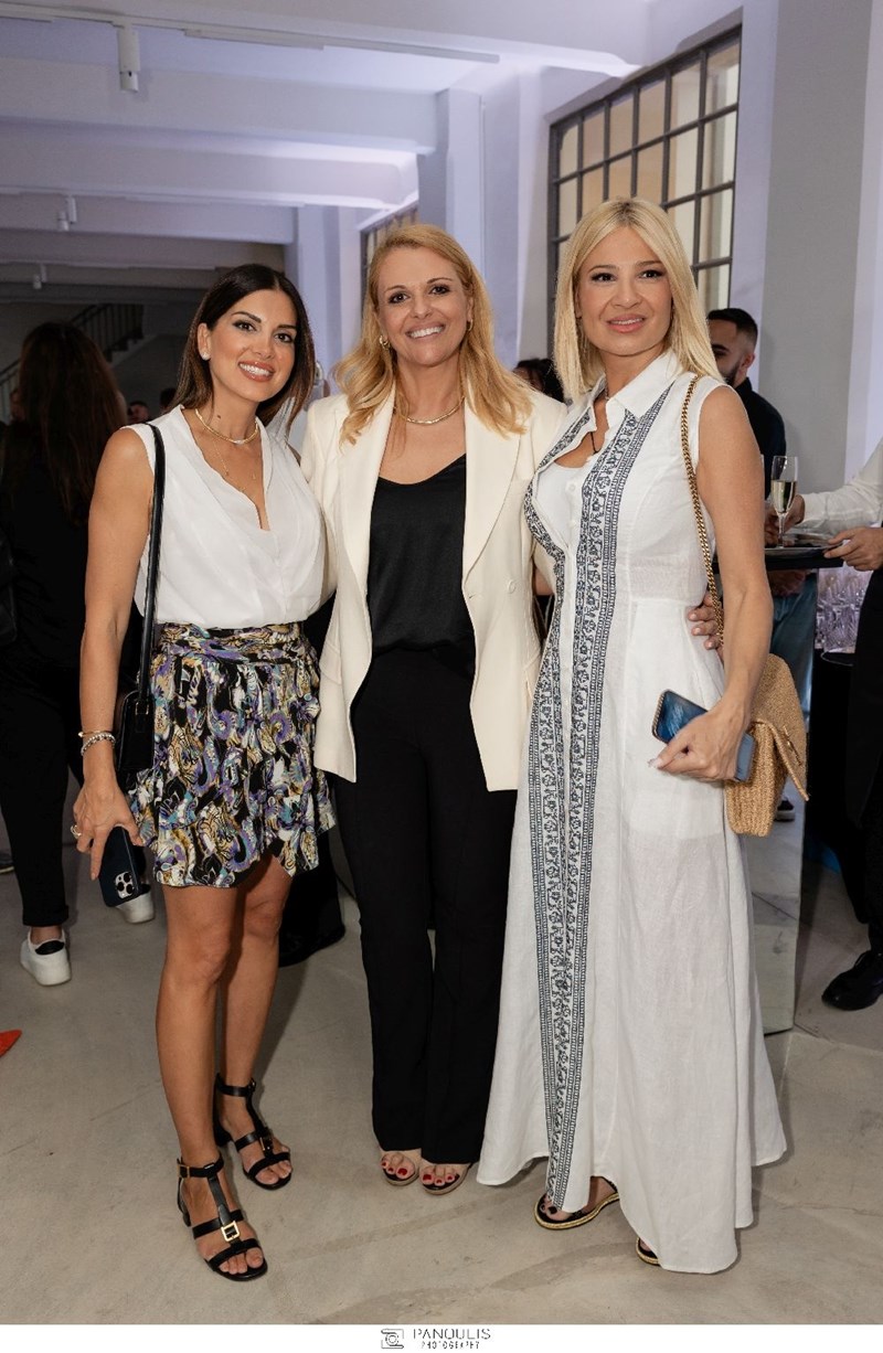 ΣΤΑΜΑΤΙΝΑ ΤΣΙΜΤΣΙΛΗ, ΣΤΕΛΛΑ ΕΛΛΗΝΑ (MEDIA STRATEGY DIRECTOR LAMDA), ΦΑΙΗ ΣΚΟΡΔΑ