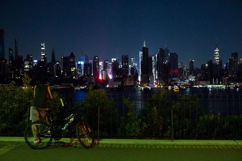 νεα υορκη μπλακ αουτ