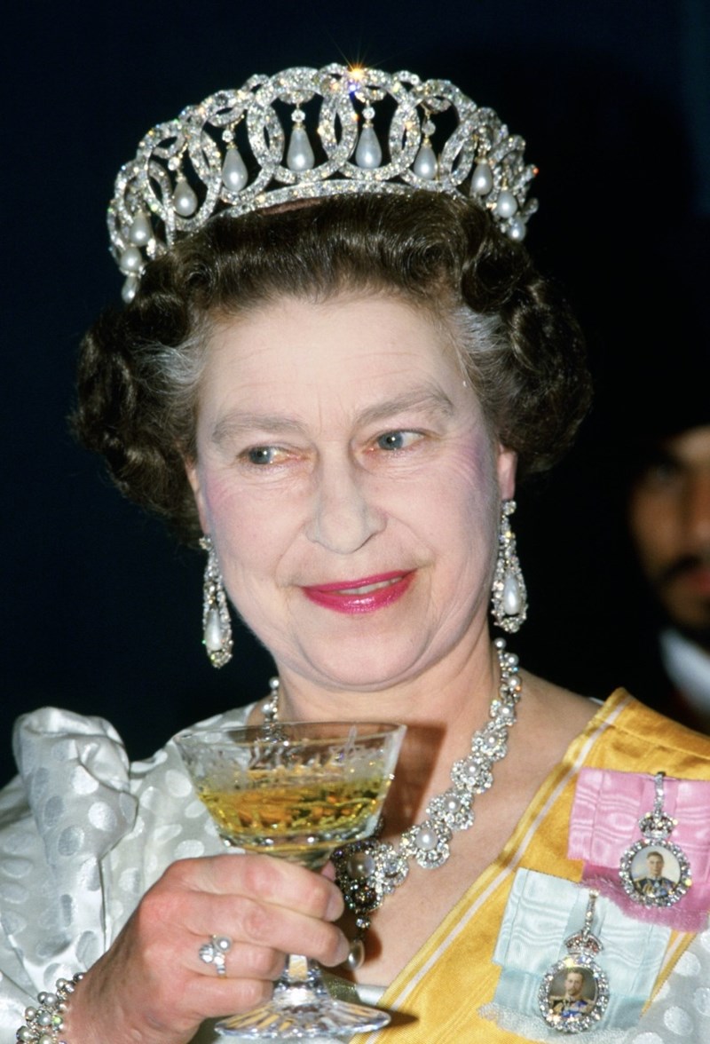 QUEEN ELIZABETH
