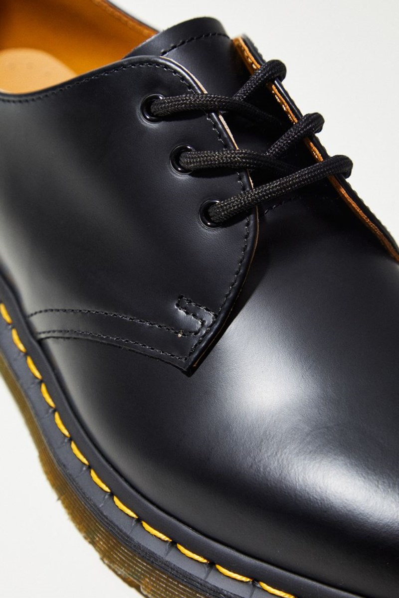 DR.MARTENS
