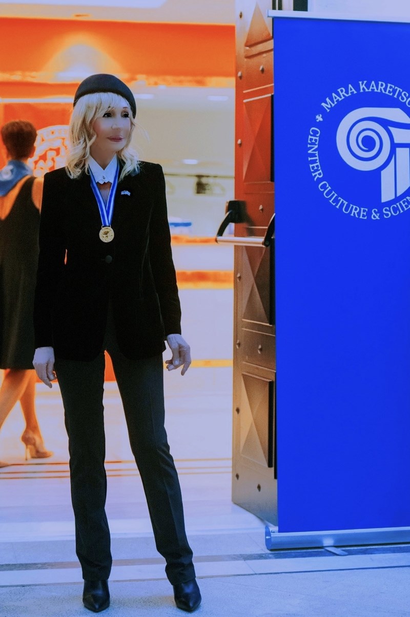 Μάρα Καρέτσος