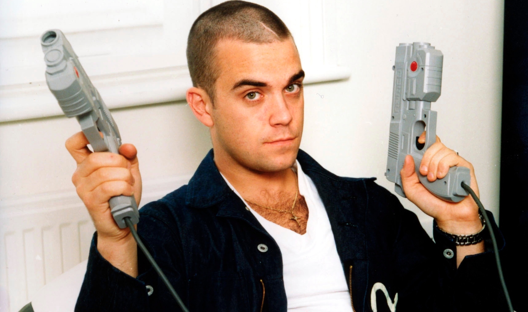 Better Man: Πρώτες εικόνες της ταινίας για τη ζωή του Robbie Williams - εικόνα 1