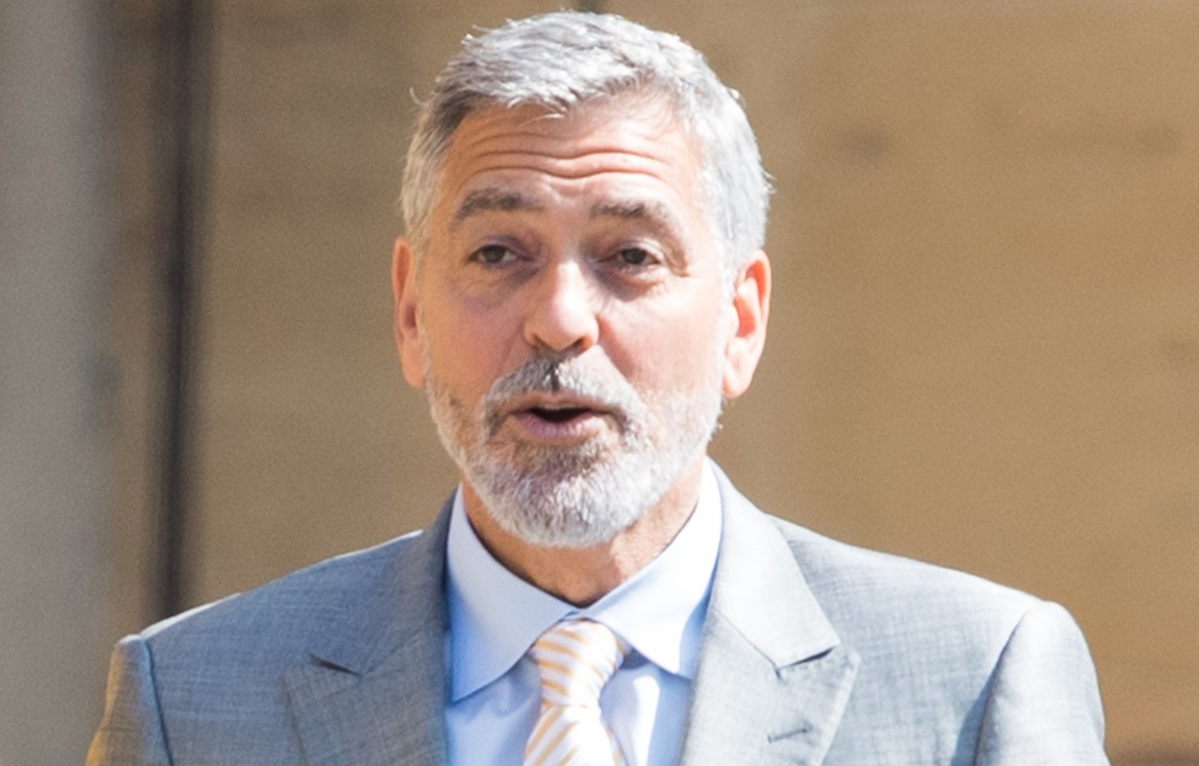 Τι πρέπει να κάνεις για να γκριζάρουν λιγότερο - ή καθόλου- τα μαλλιά σου - εικόνα 1