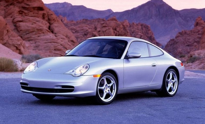 ΠΟΡΣΕ ΚΑΡΕΡΑ 996