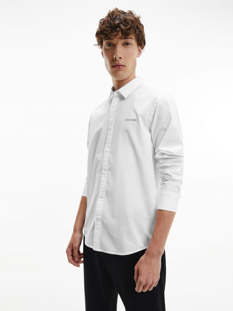 MODEL IN CALVIN KLEIN OUTFIT