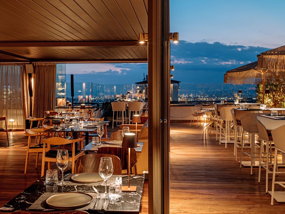 Ρομαντική Απόδραση στην Αθήνα: Γιορτάστε την ημέρα του Αγίου Βαλεντίνου στα Brown Hotels