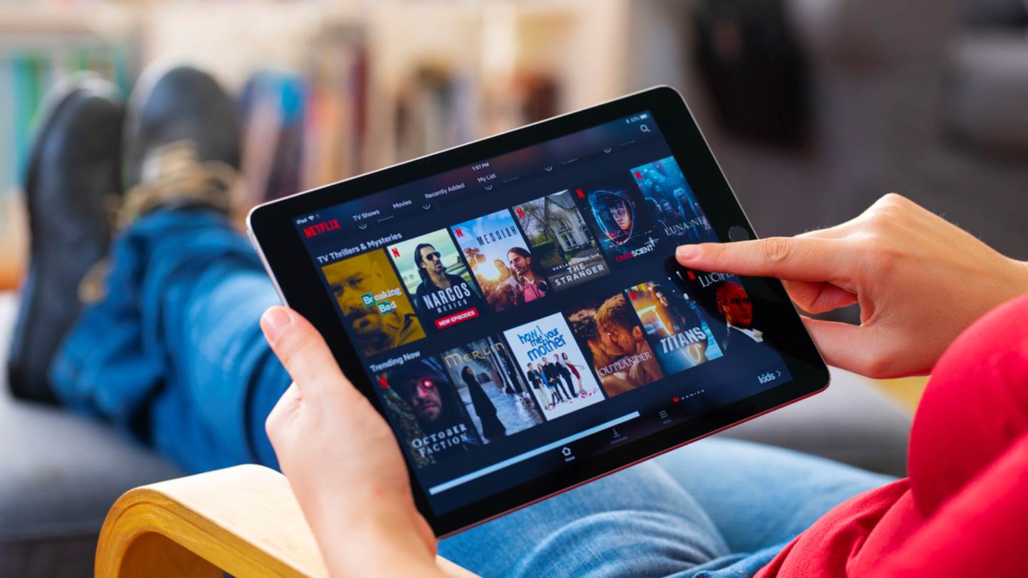 Τι επίπτωση έχει στο περιβάλλον μία ώρα Netflix