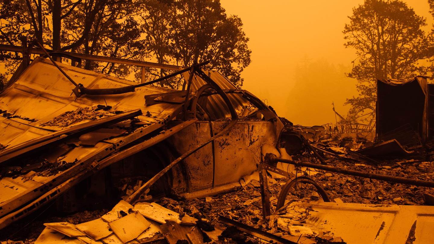 Χιλιάδες άνθρωποι στο Όρεγκον αναζητούν καταφύγιο από τις φονικές πυρκαγιές