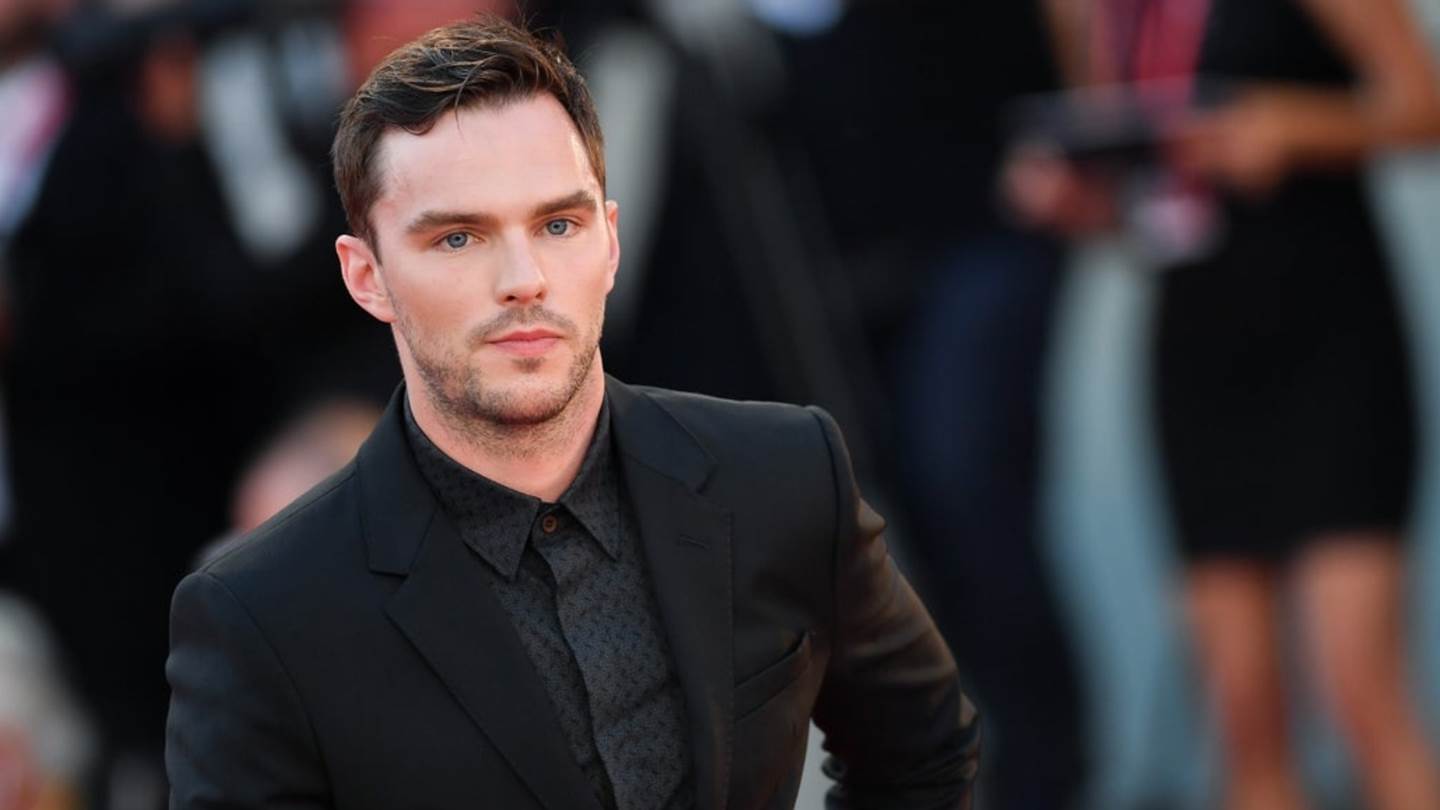Ο Nicholas Hoult και οι κανόνες του στυλ του