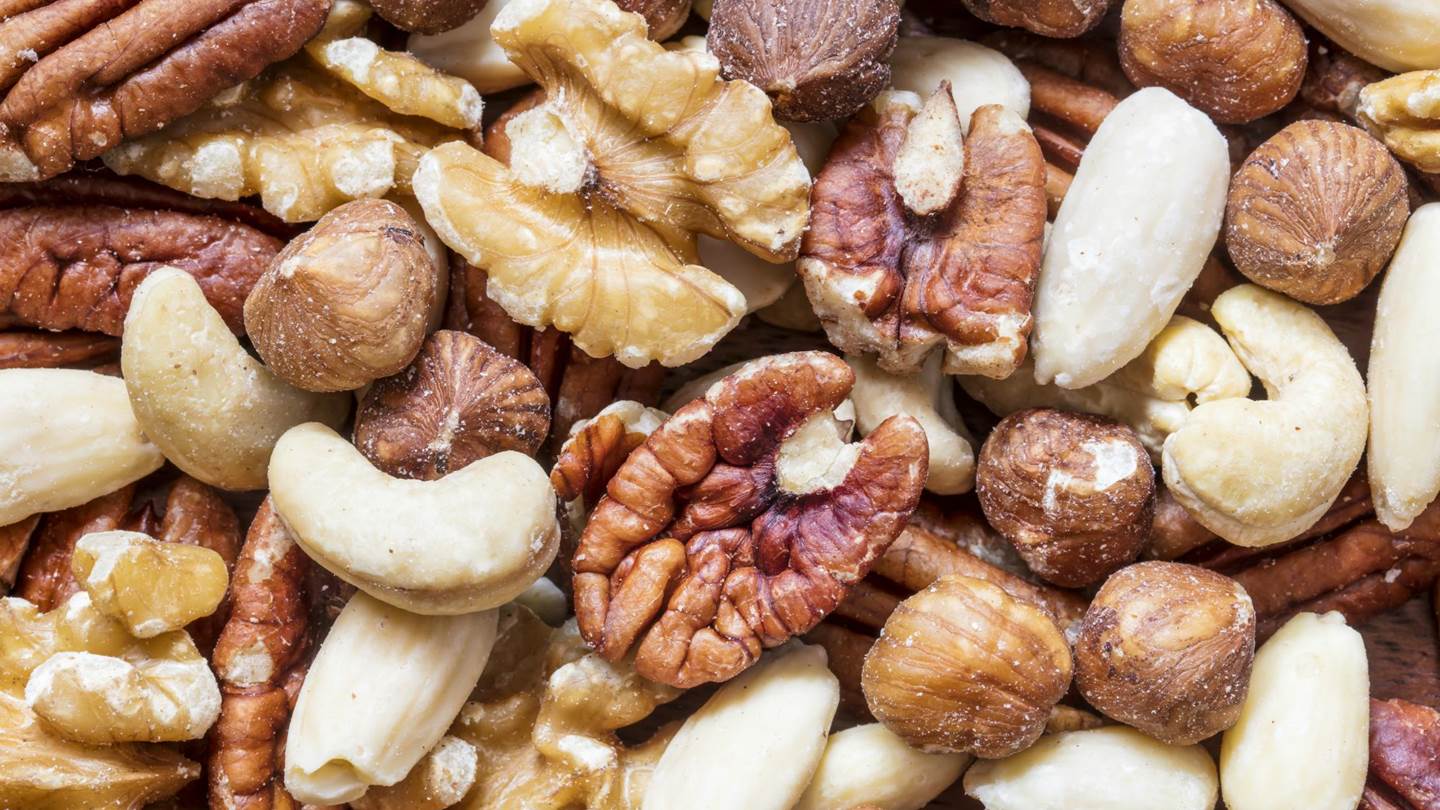 Πώς μια χούφτα ξηροί καρποί μπορούν να δυναμώσουν το σπέρμα