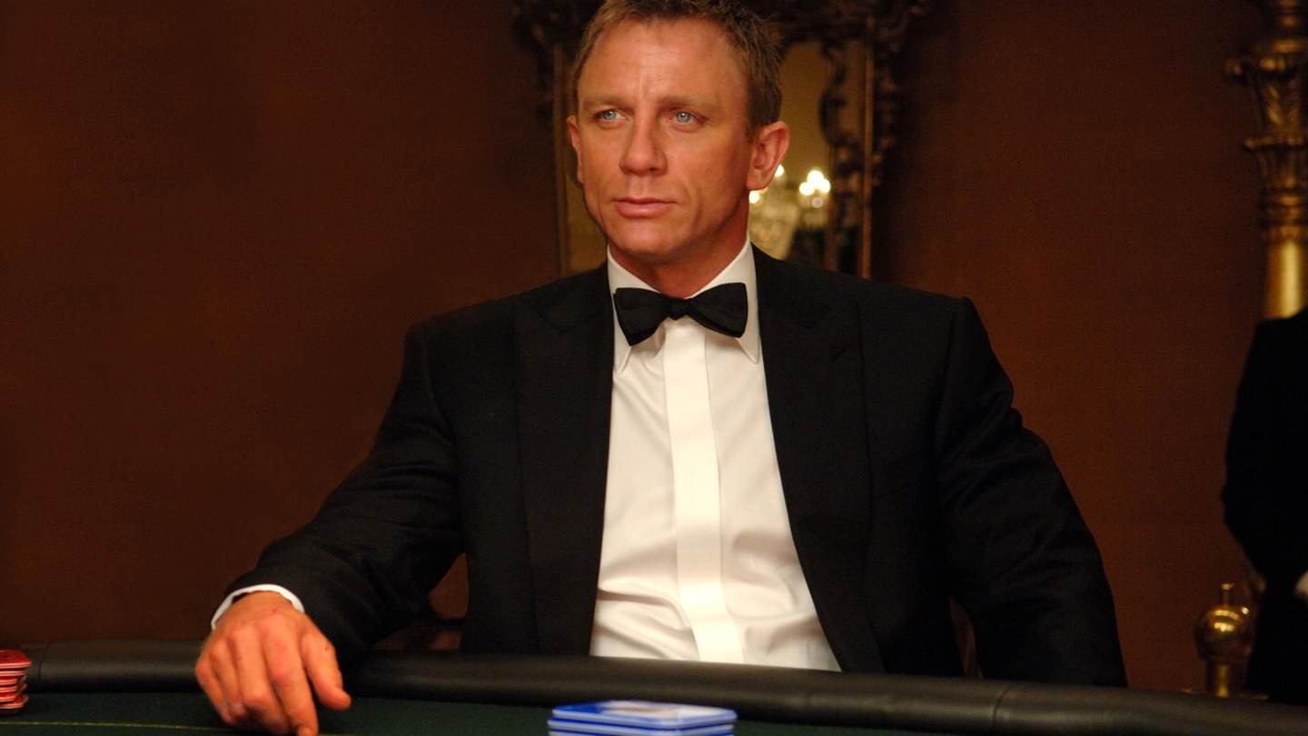 To Bond 25 θα συνεχίσει την παράδοση του Casino Royale σύμφωνα με τον Cary Fukunaga