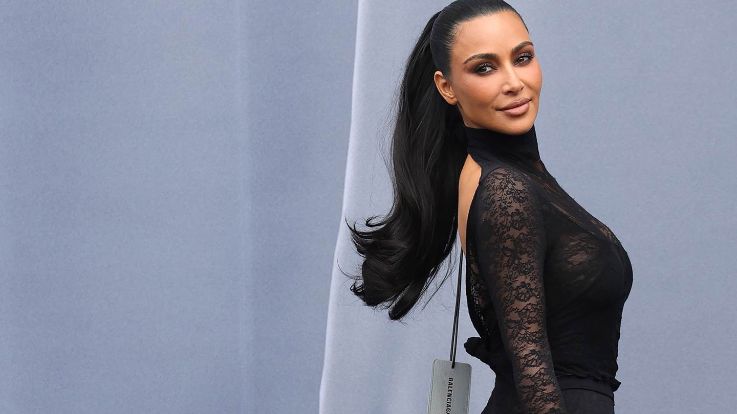 Γιατί η Kim Kardashian επισκέφθηκε στη φυλακή τα αδέρφια Menendez από το Monsters του Netflix