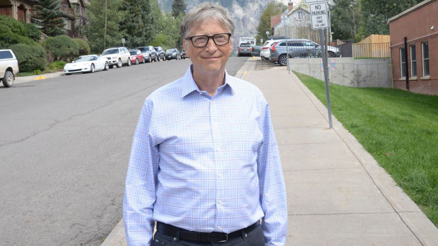 O νέος χρησμός του Bill Gates για την πανδημία