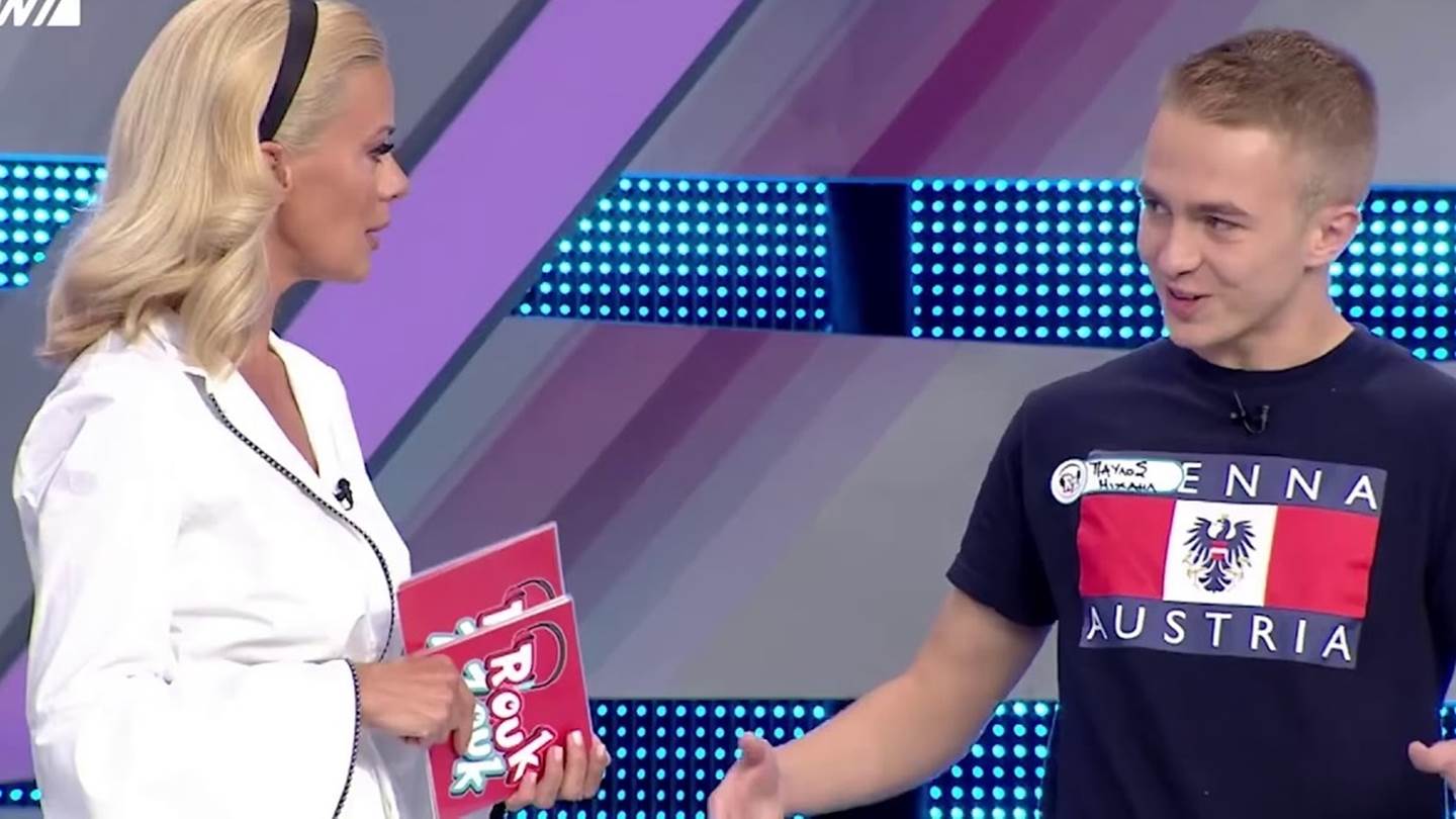 Όλοι μιλούν για τον παίκτη του Ρουκ Ζουκ που την 'έπεσε' στη Ζέτα Μακρυπούλια (βίντεο)