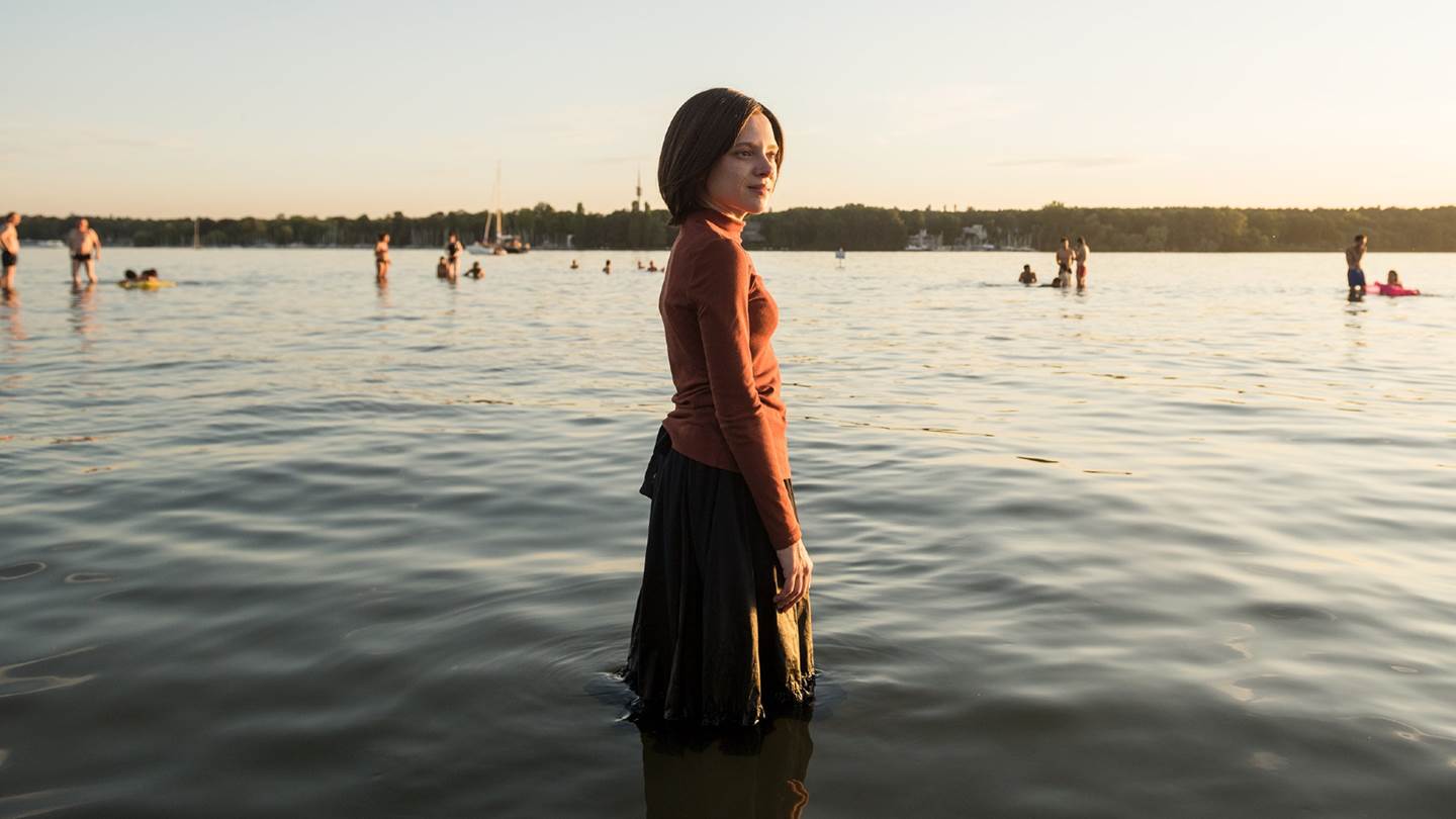 3 νέα miniseries του Netflix που αξίζουν