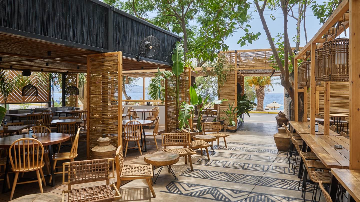 Στο Ego all-day exclusive bar είναι πάντα καλοκαίρι