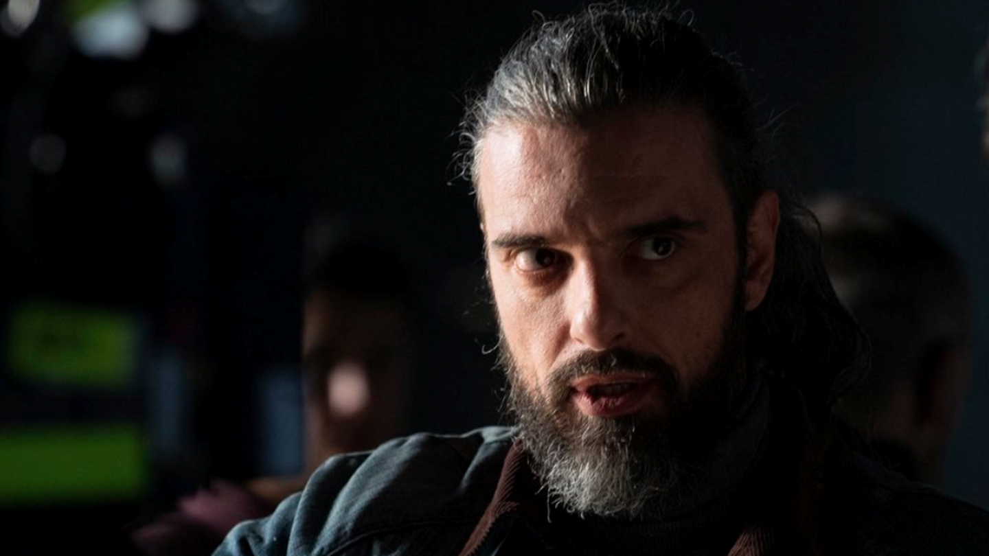 Ο Σωτήρης Τσαφούλιας συμβουλεύει τις κόρες του, το ίντερνετ χειροκροτεί