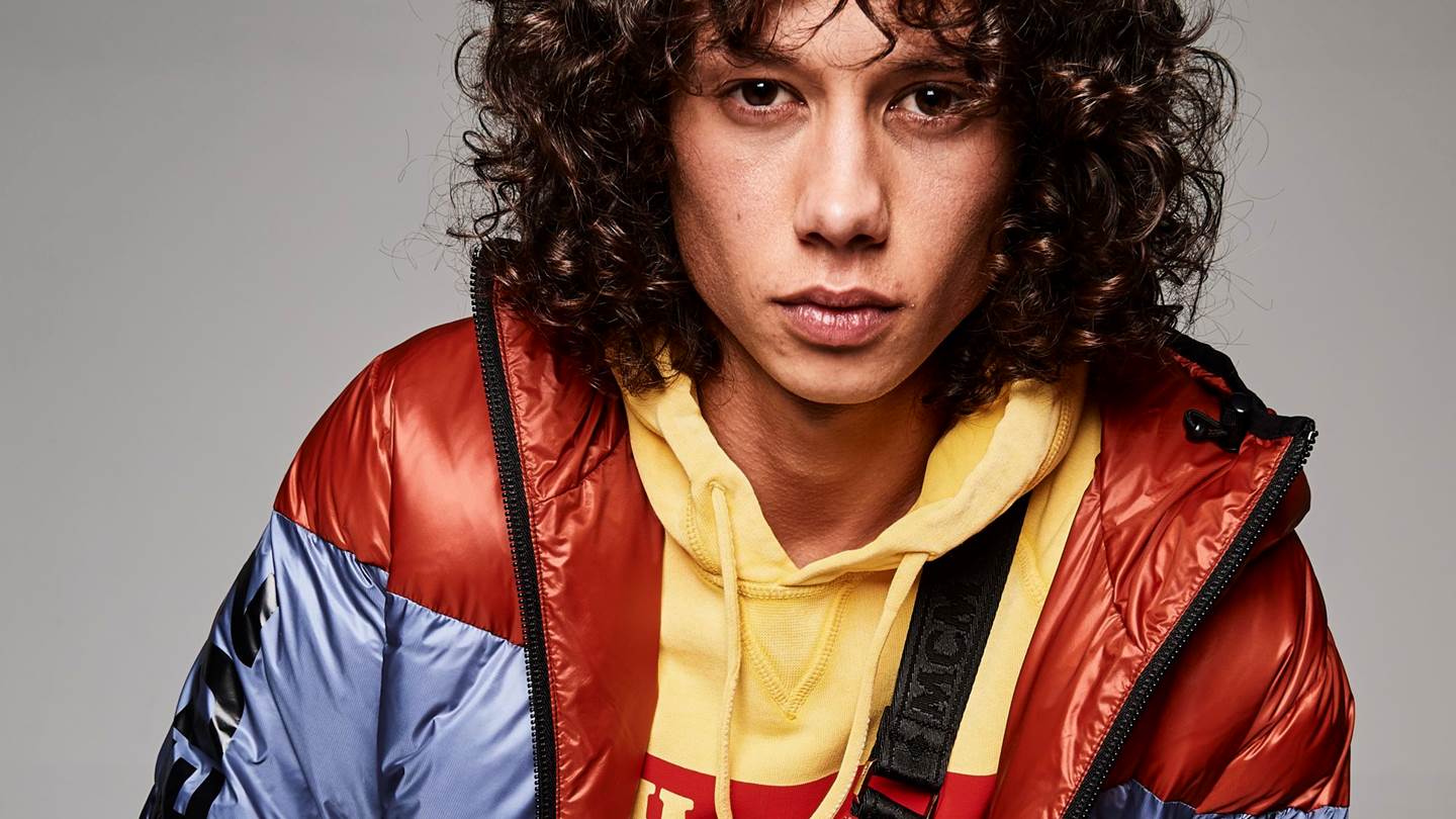 Ποιος είπε ότι το color blocking είναι καλοκαιρινό σπορ;