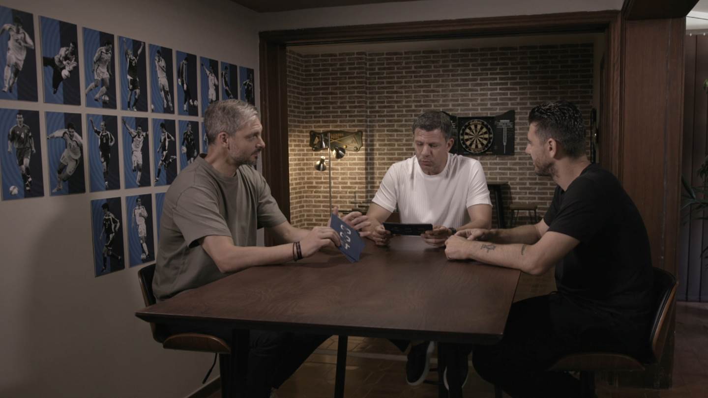 Στη σειρά ντοκιμαντέρ 4-3-3 πρωταγωνιστούν οι θρύλοι του Euro 2004