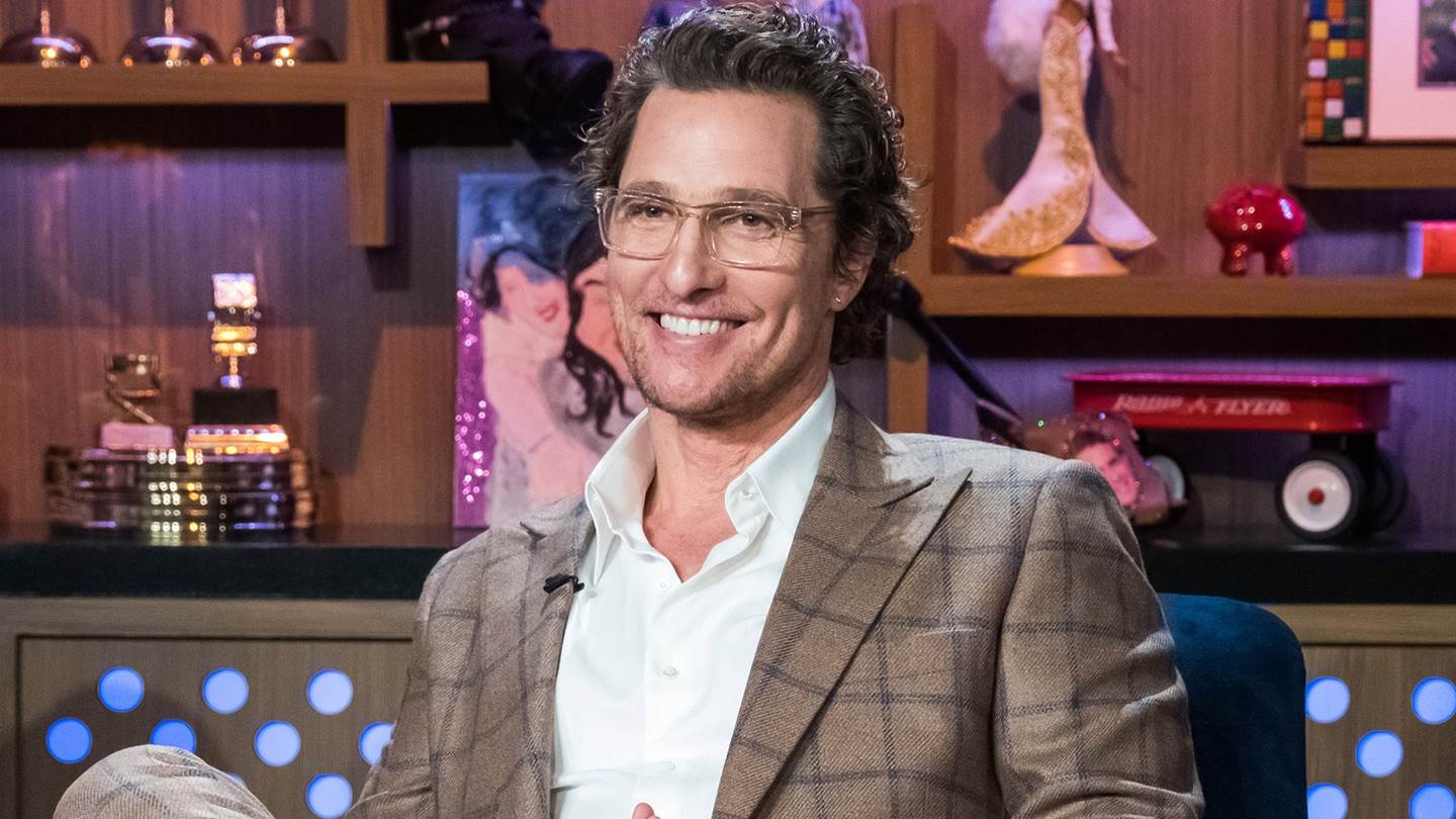 Το denim on denim του Matthew McConaughey έχει κάτι από τα '90s