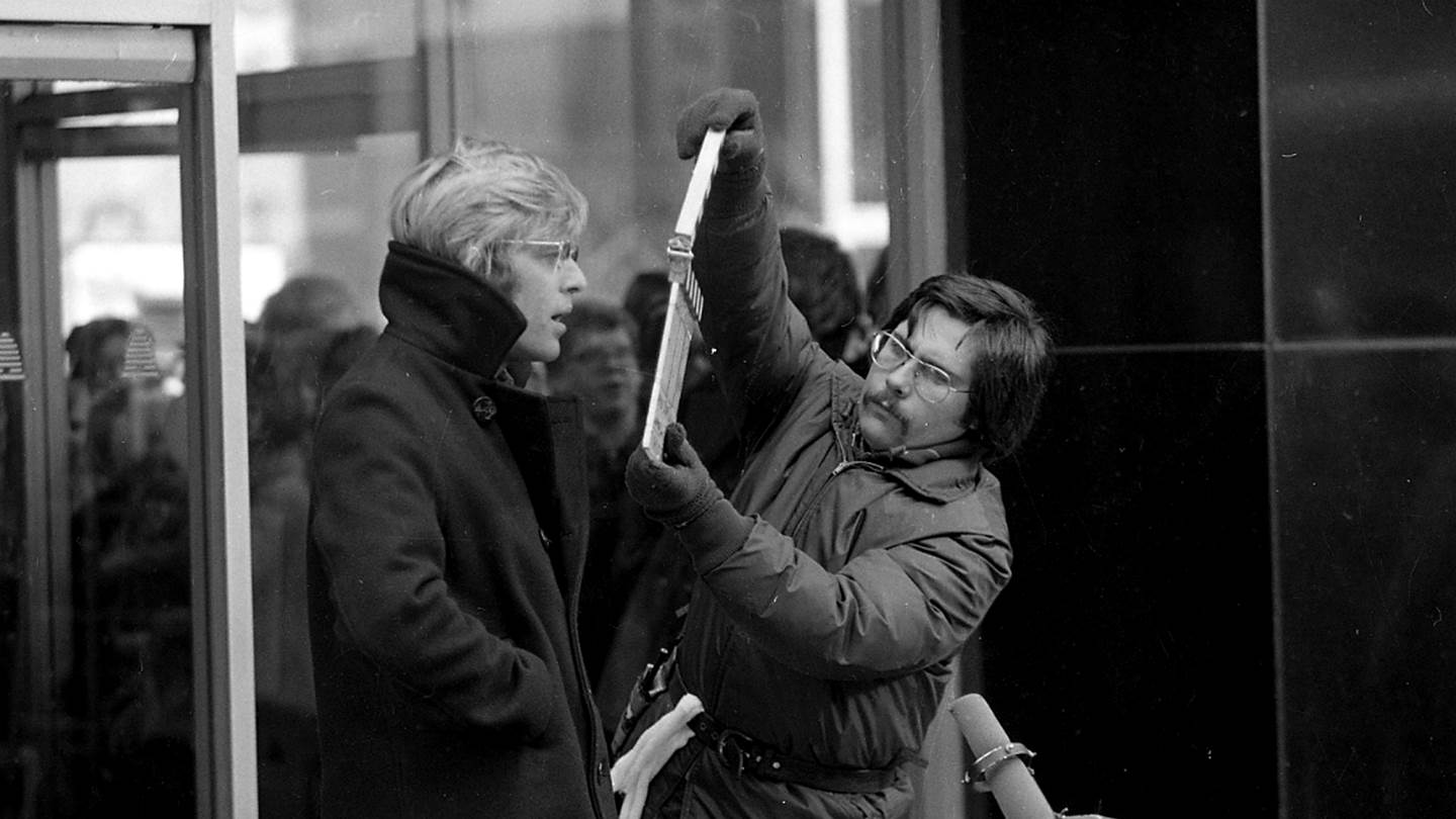 Το peacoat σαλπάρει στο χειμωνιάτικο αντρικό στυλ