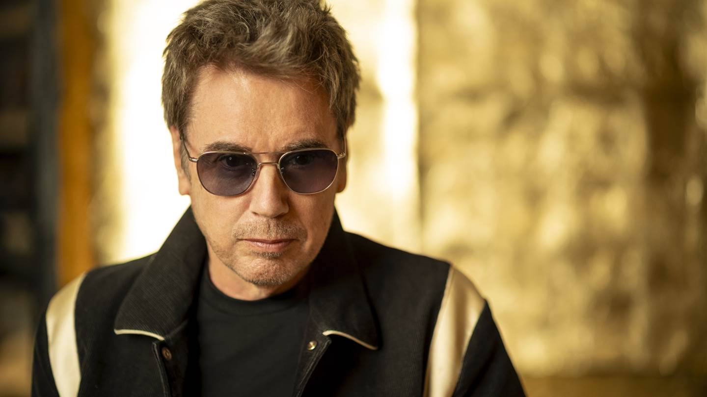 Σταματήστε ό,τι κάνετε: Ο Jean-Michel Jarre έρχεται στην Αθήνα