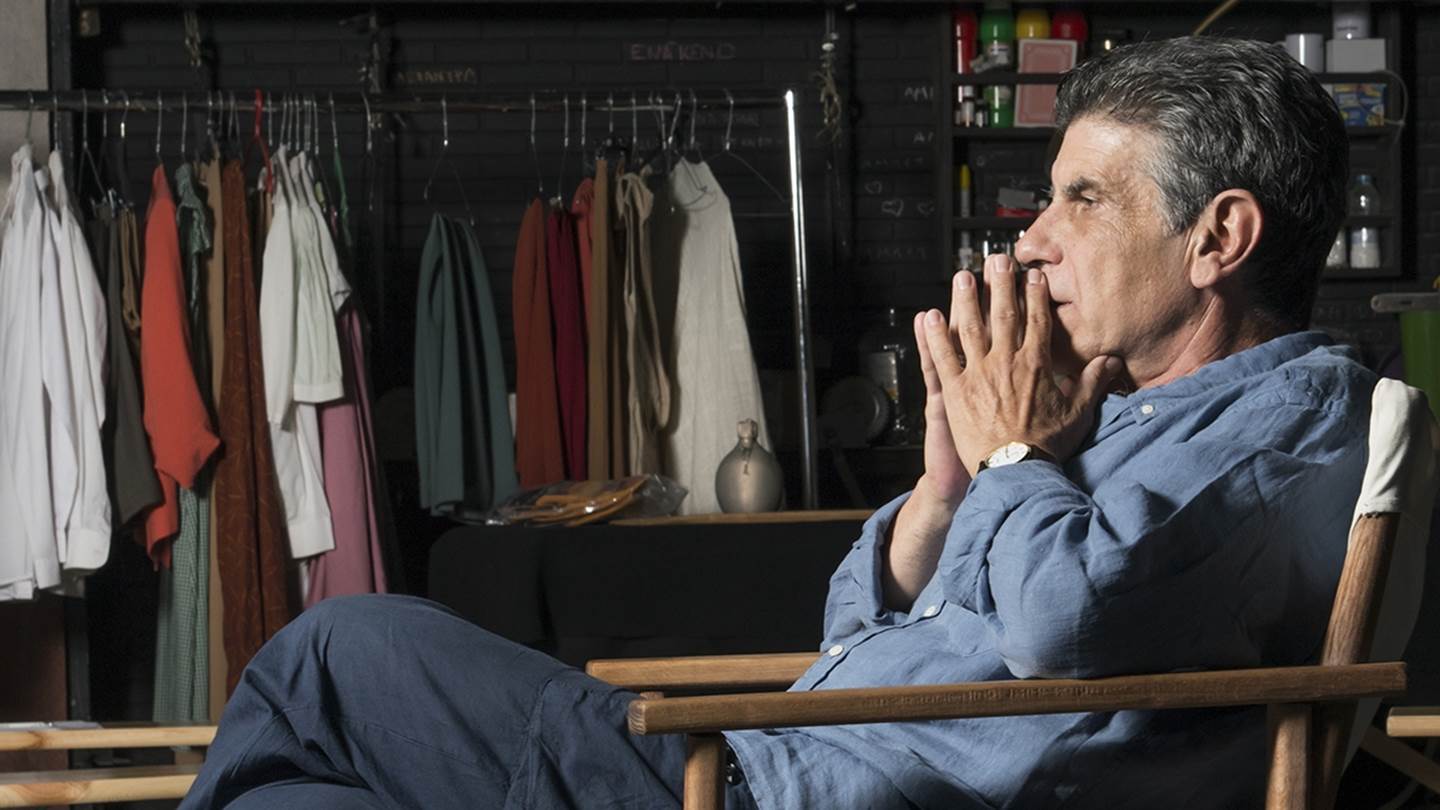 Ο Γιάννης Μπέζος είναι αλλού