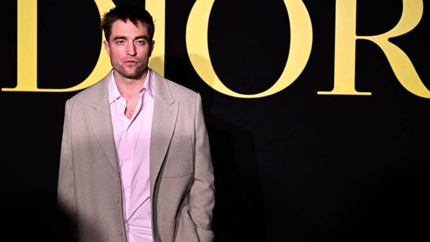 Μόλις θυμηθήκαμε πώς είναι ένα ωραίο, χαλαρό κοστούμι