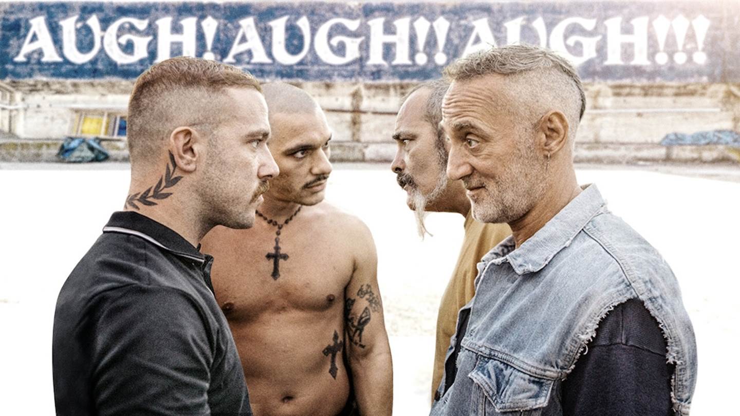 5 + 1 ταινίες για τη βία στα γήπεδα