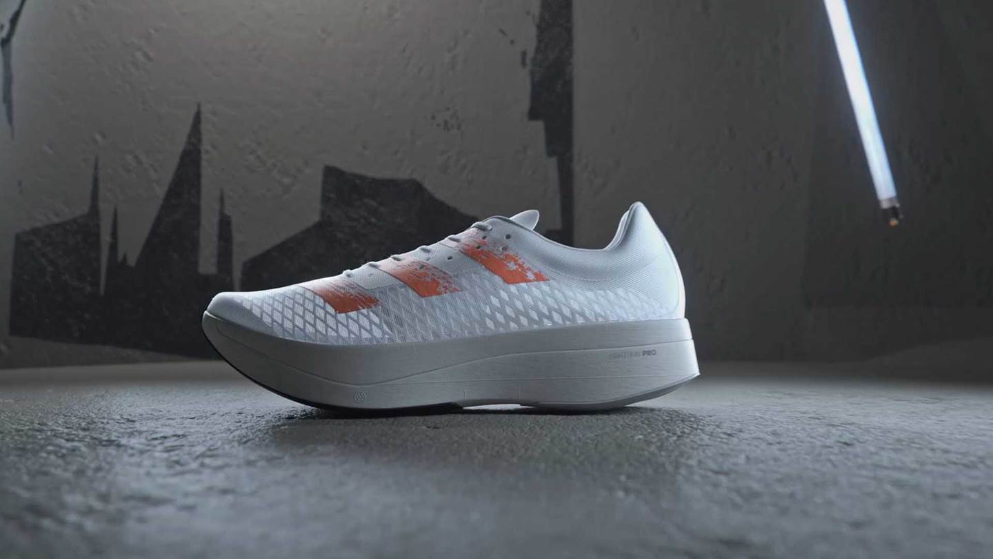 Η adidas λανσάρει τα απόλυτα sneakers για τρέξιμο